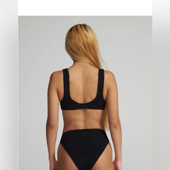 YouSwim Aplomb Standard Waist Bikini
190 - Picture 2 of 8